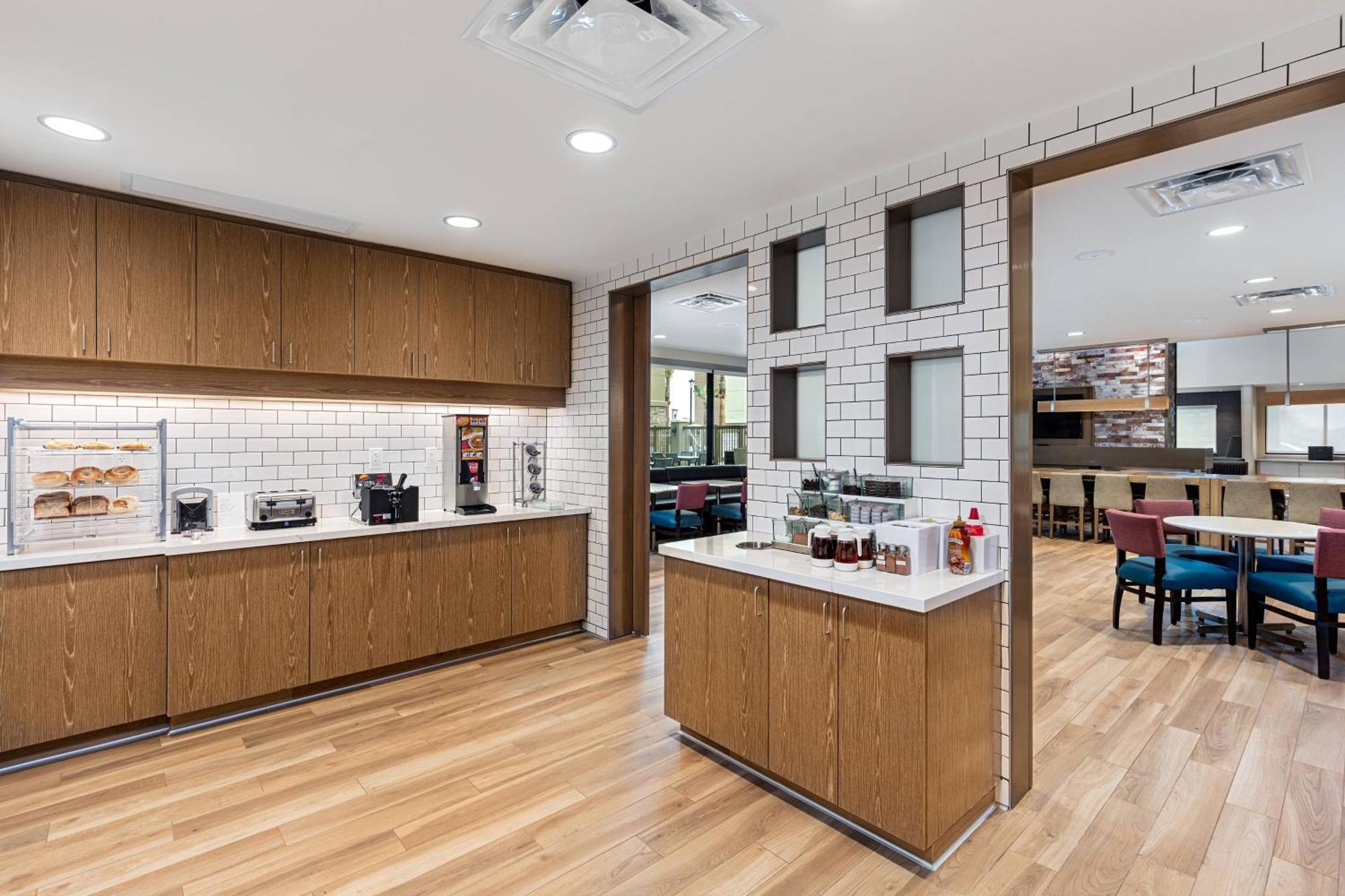 Residence Inn Riverside Moreno Valley Bagian luar foto